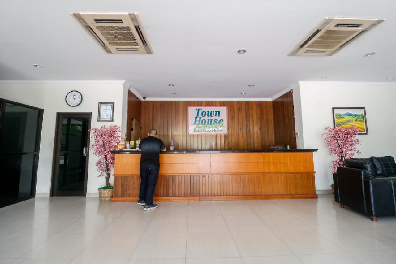 Reddoorz Premium @ Bukit Damai Indah Hotel Balikpapan  Ngoại thất bức ảnh