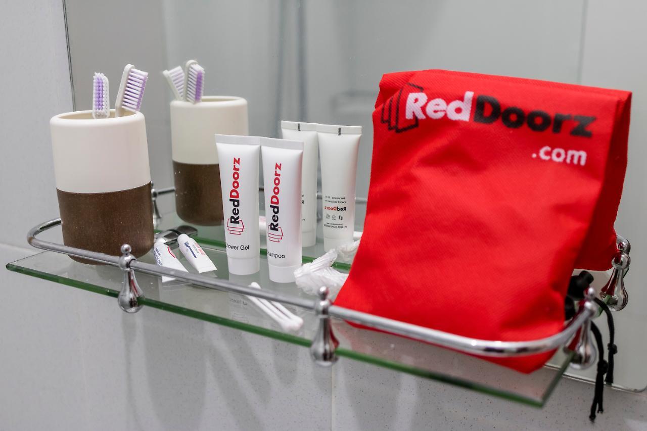 Reddoorz Premium @ Bukit Damai Indah Hotel Balikpapan  Ngoại thất bức ảnh