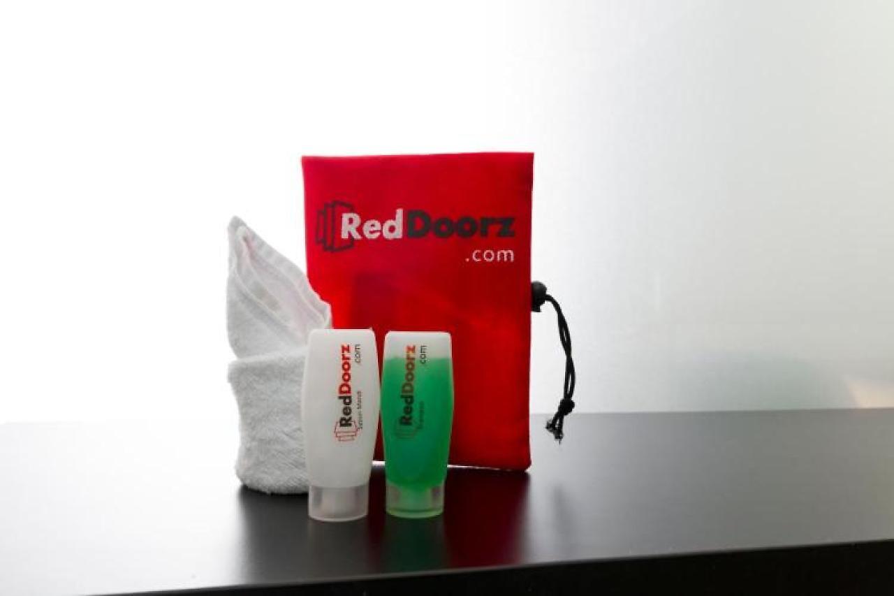 Reddoorz Premium @ Bukit Damai Indah Hotel Balikpapan  Ngoại thất bức ảnh