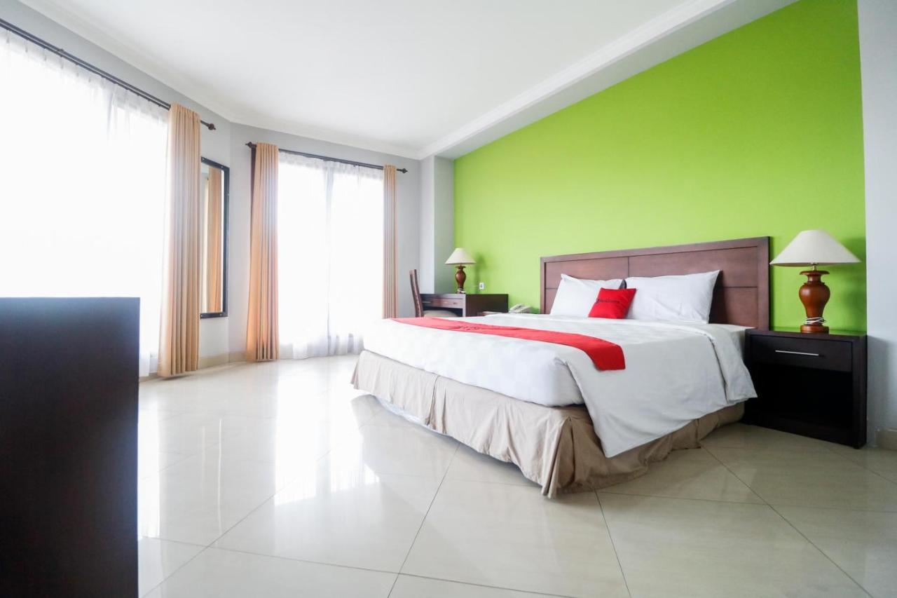 Reddoorz Premium @ Bukit Damai Indah Hotel Balikpapan  Ngoại thất bức ảnh
